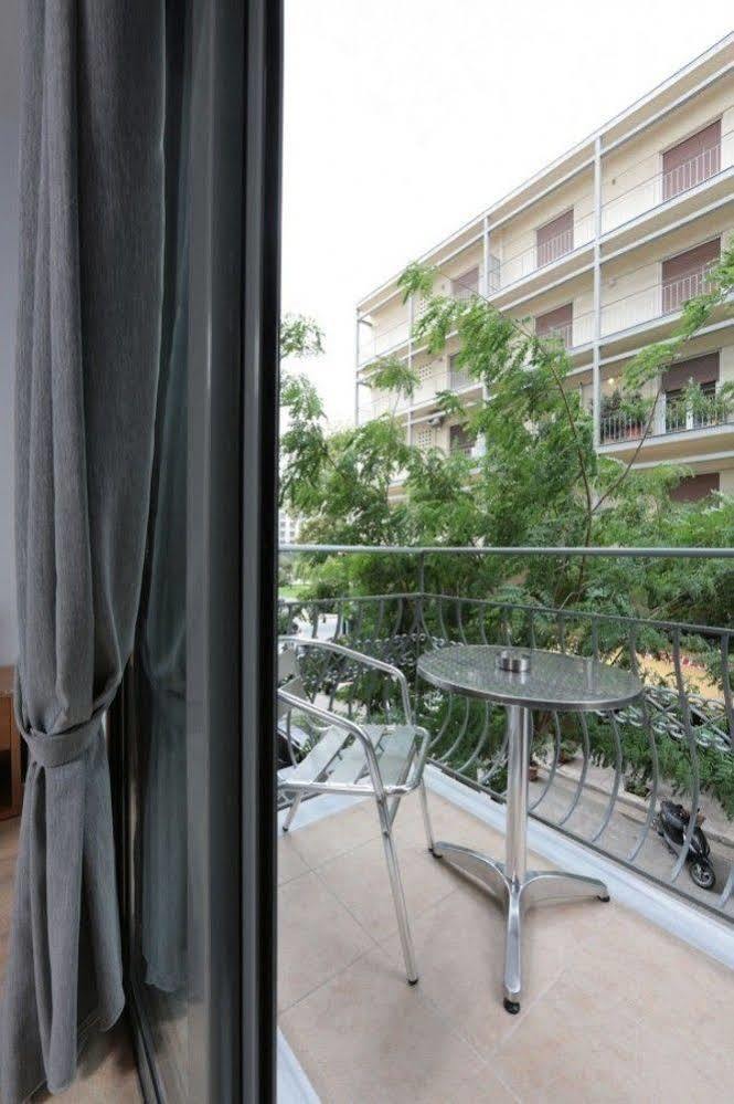 Meni Apartments アテネ エクステリア 写真